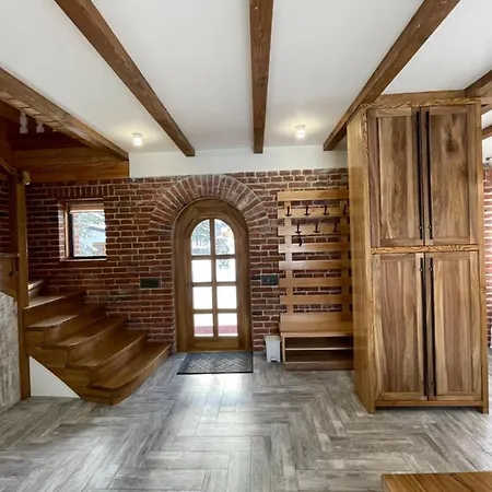 וילה Yozefstal Myslovka